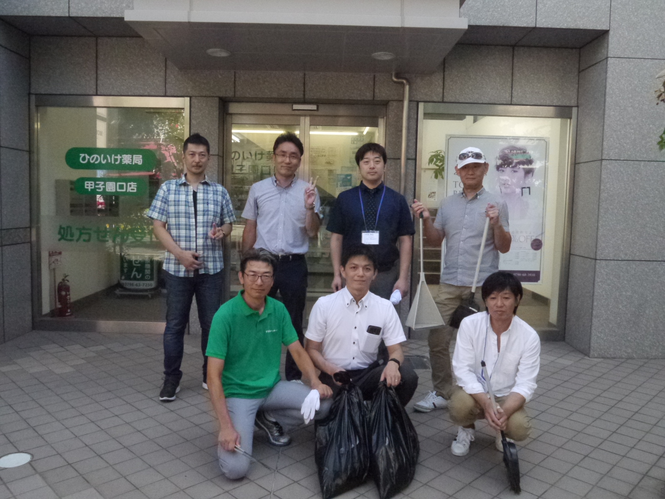 JR甲子園口駅北側の掃除（2回目）に参加しました。